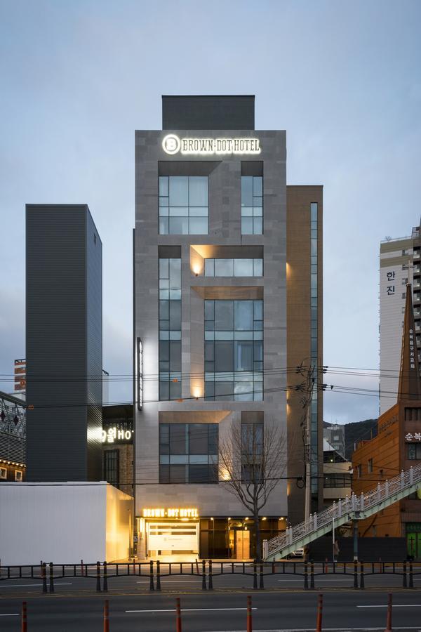 Brown-Dot Hotel Guseo Busan Exterior foto